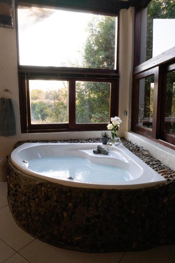 Leopard'S Lair Bush Lodge Hoedspruit Luaran gambar